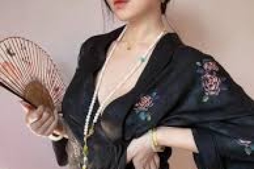 45秒标价299元!百万网红“一日店长”割韭菜新招? 45秒标价299元!百万网红“一日店长”割韭菜新招?