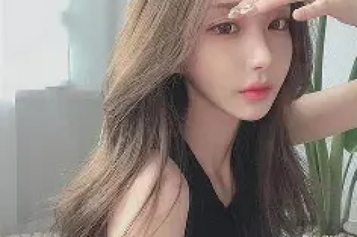 “耍大牌”被富婆贴脸开大口碑下滑是真性情还是低情商？
